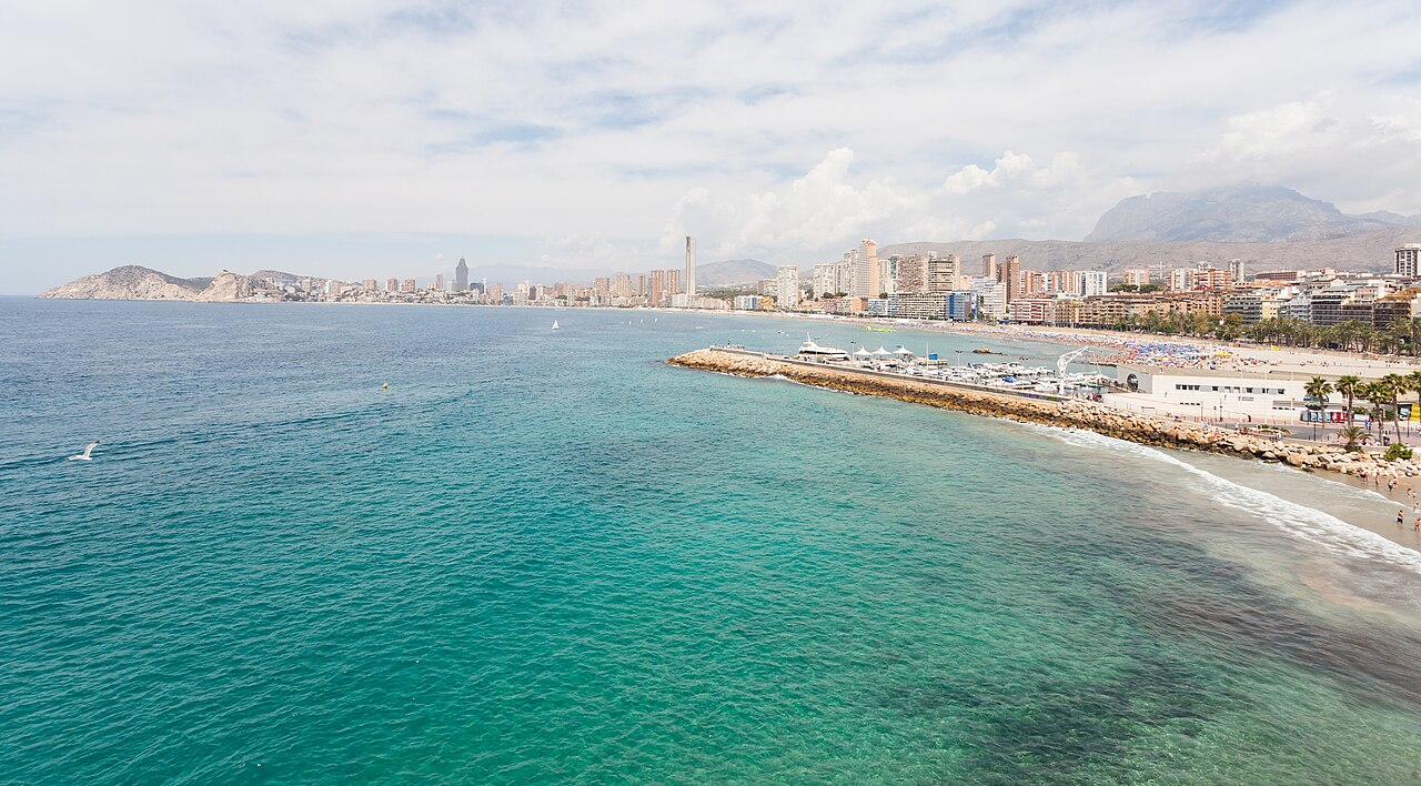 Playa de Poniente — Бенідорм