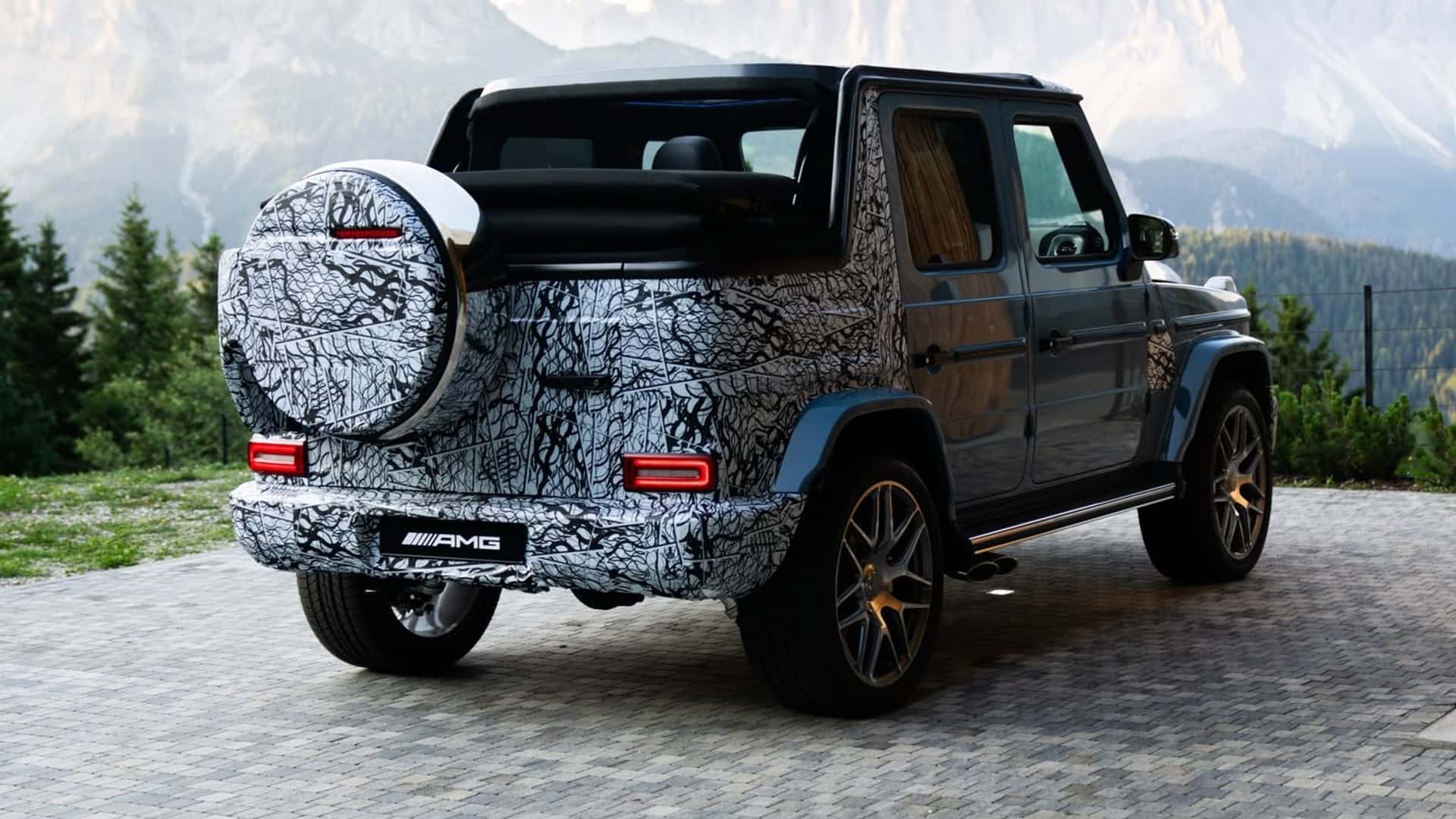 Mercedes повертає відкритий AMG G63 Cabriolet із новим дахом